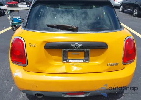 2016 Mini Hardtop Cooper from USA, damaged, VIN WMWXU1C59G2D08475